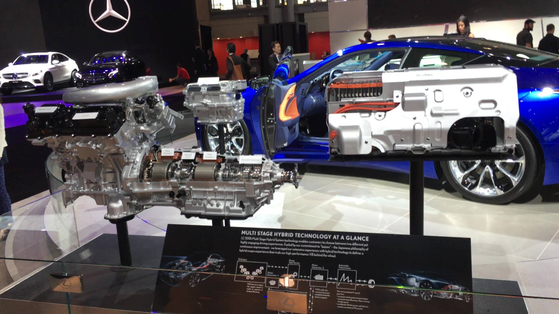 Lexus LC500 Hybrid Tech Inside Look | Autoblog Short Cuts