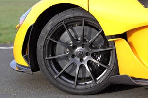 2015 McLaren P1