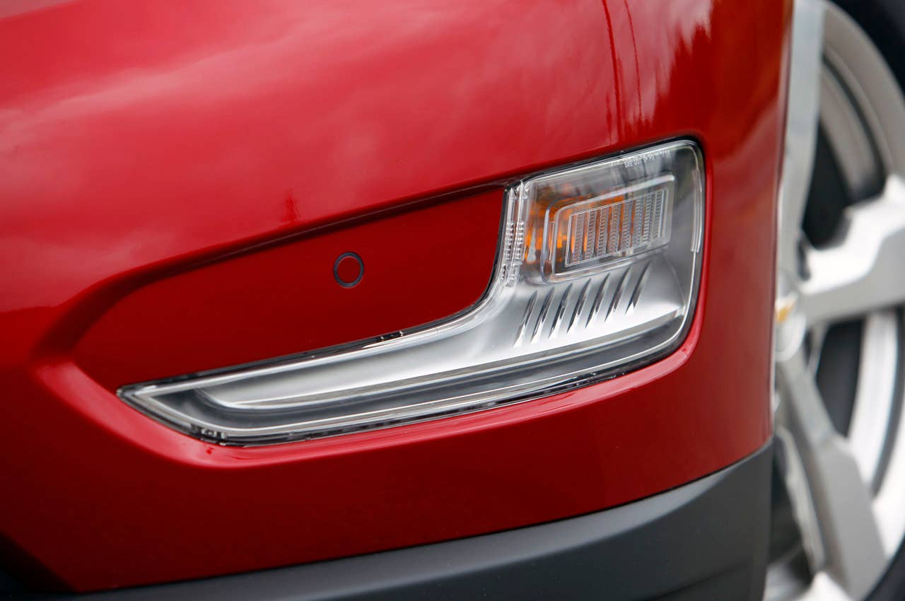 2011 Chevrolet Volt fog light