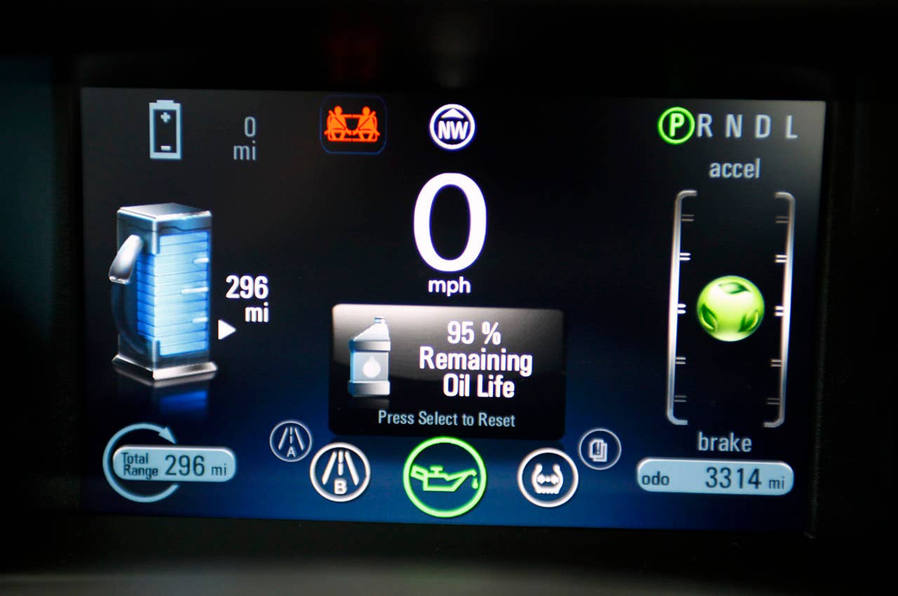 2011 Chevrolet Volt gauge cluster