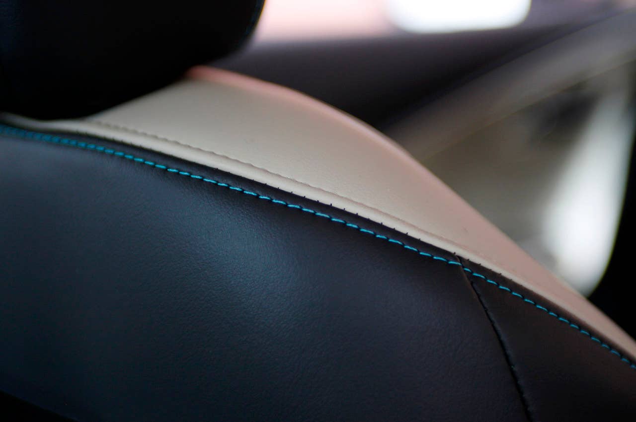 2011 Chevrolet Volt seat detail