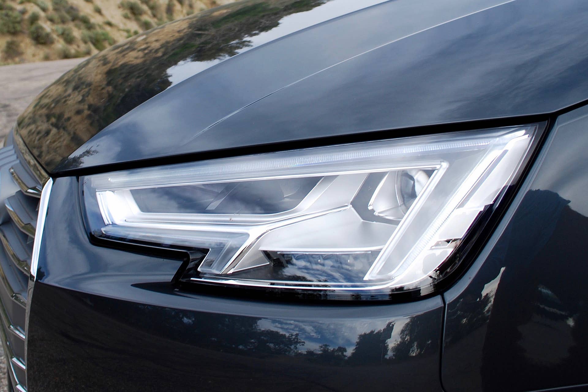 2017 Audi A4 headlight