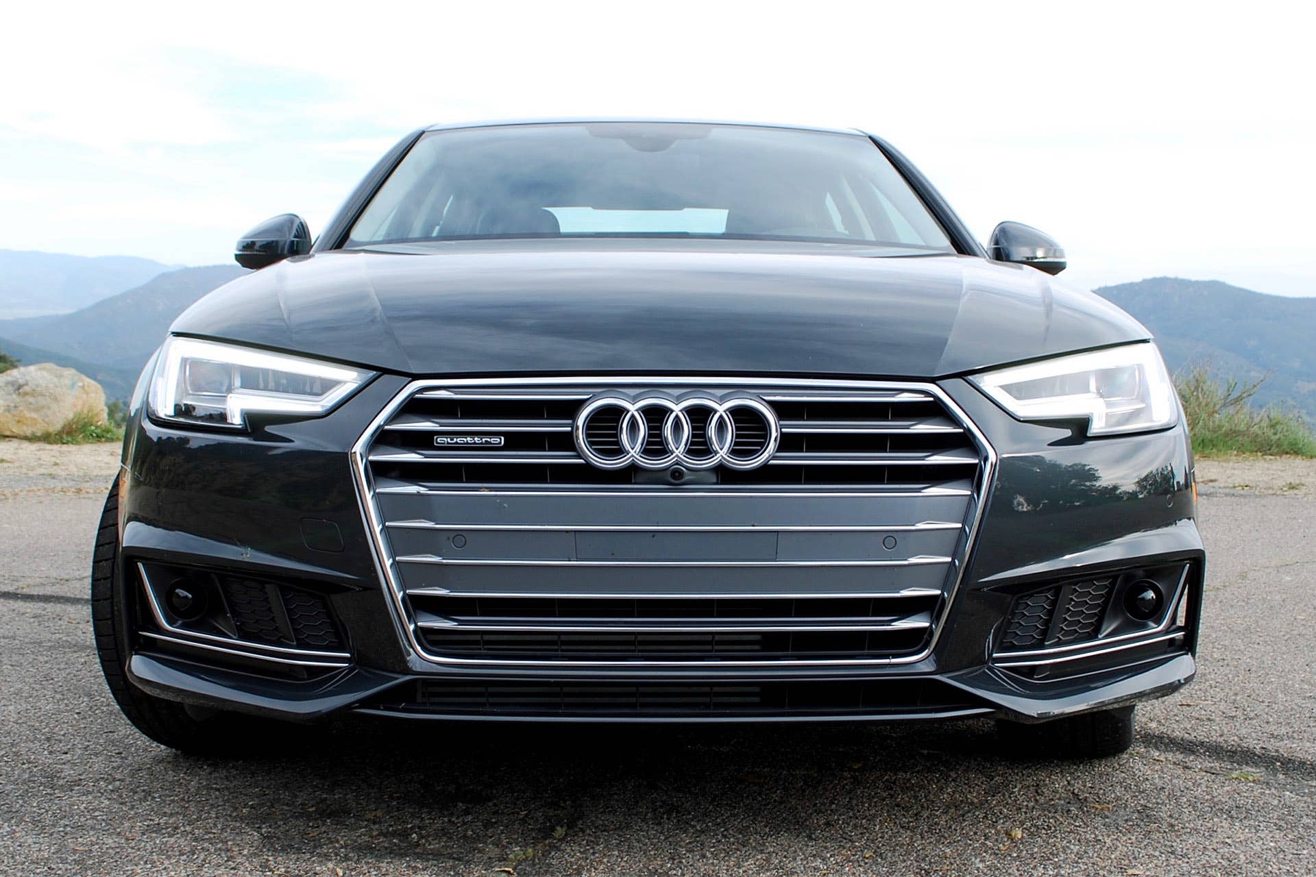2017 Audi A4 front view