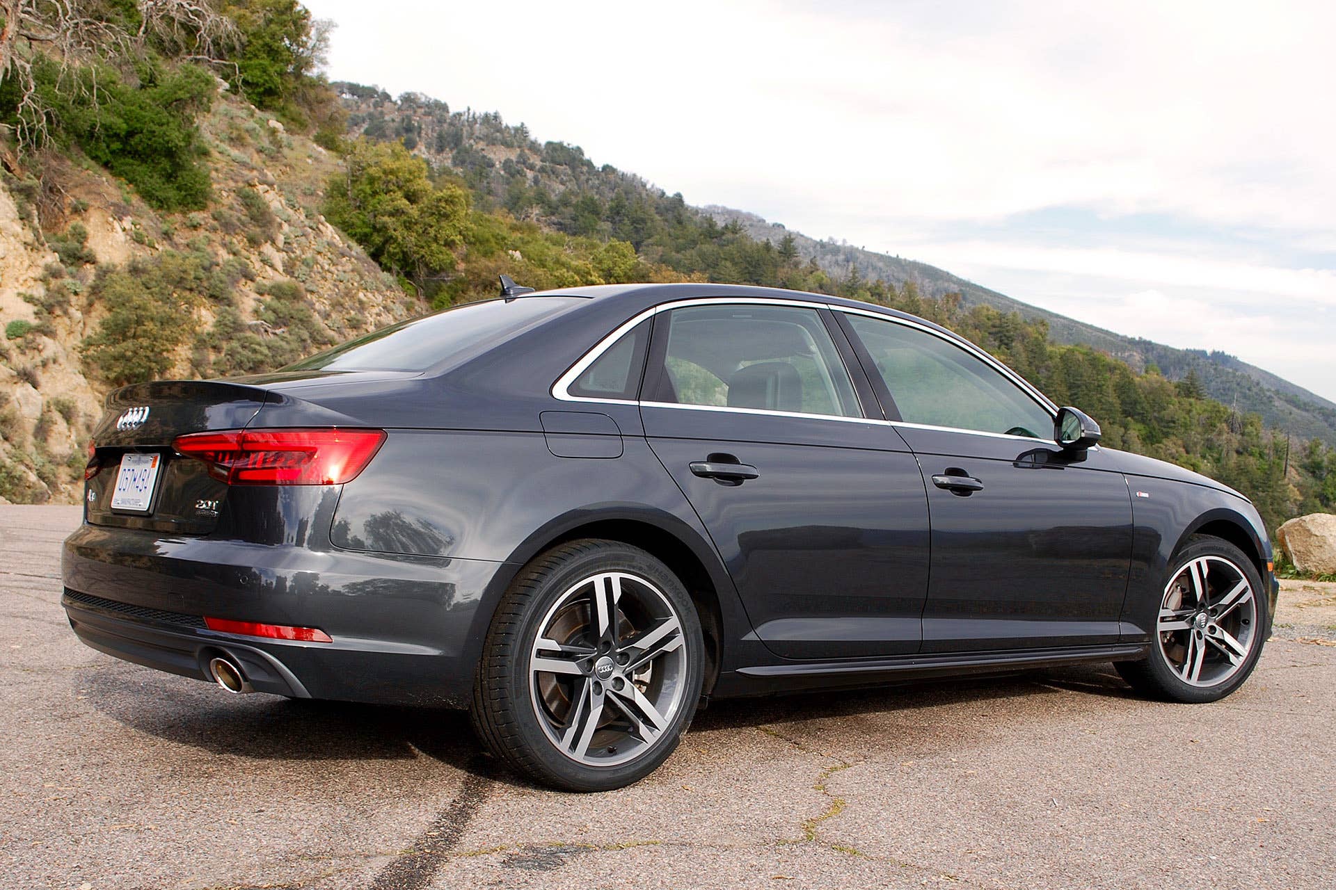 2017 Audi A4 rear 3/4 view