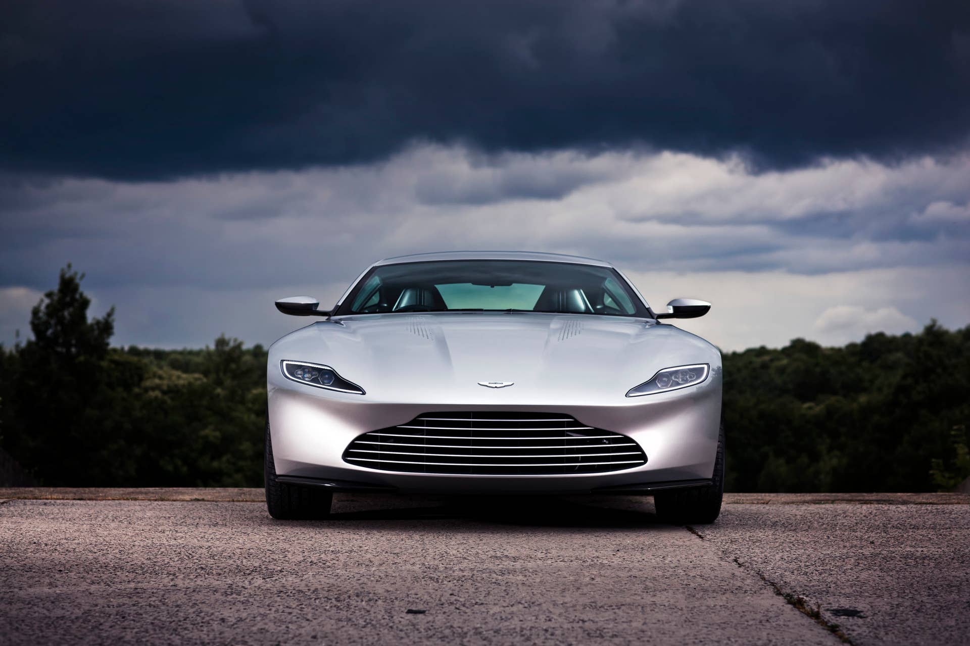 aston martin db10 front