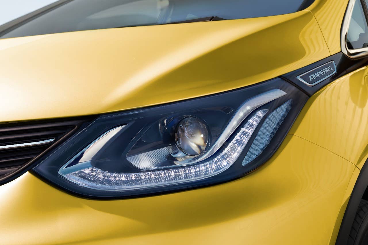 opel ampera-e headlight