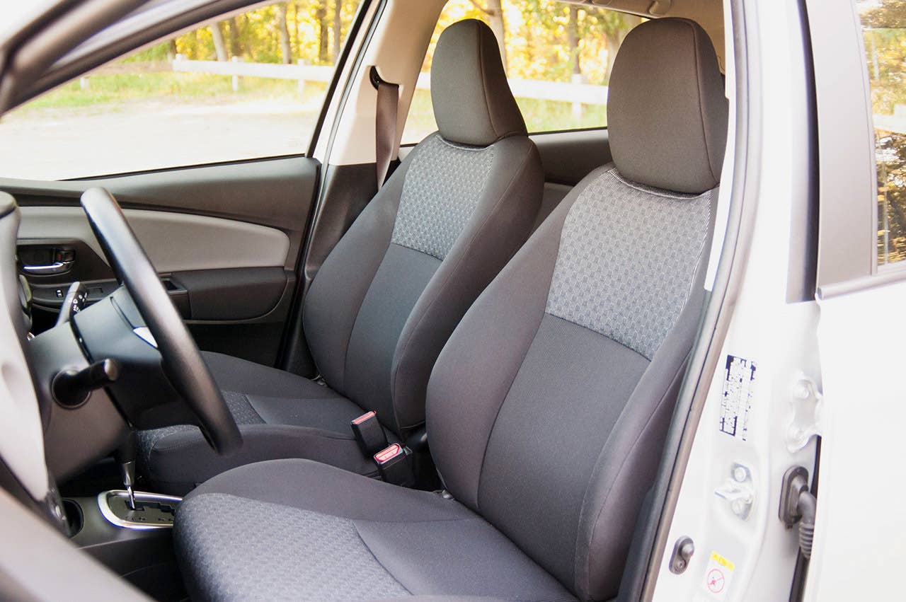 2015 Toyota Yaris front seats