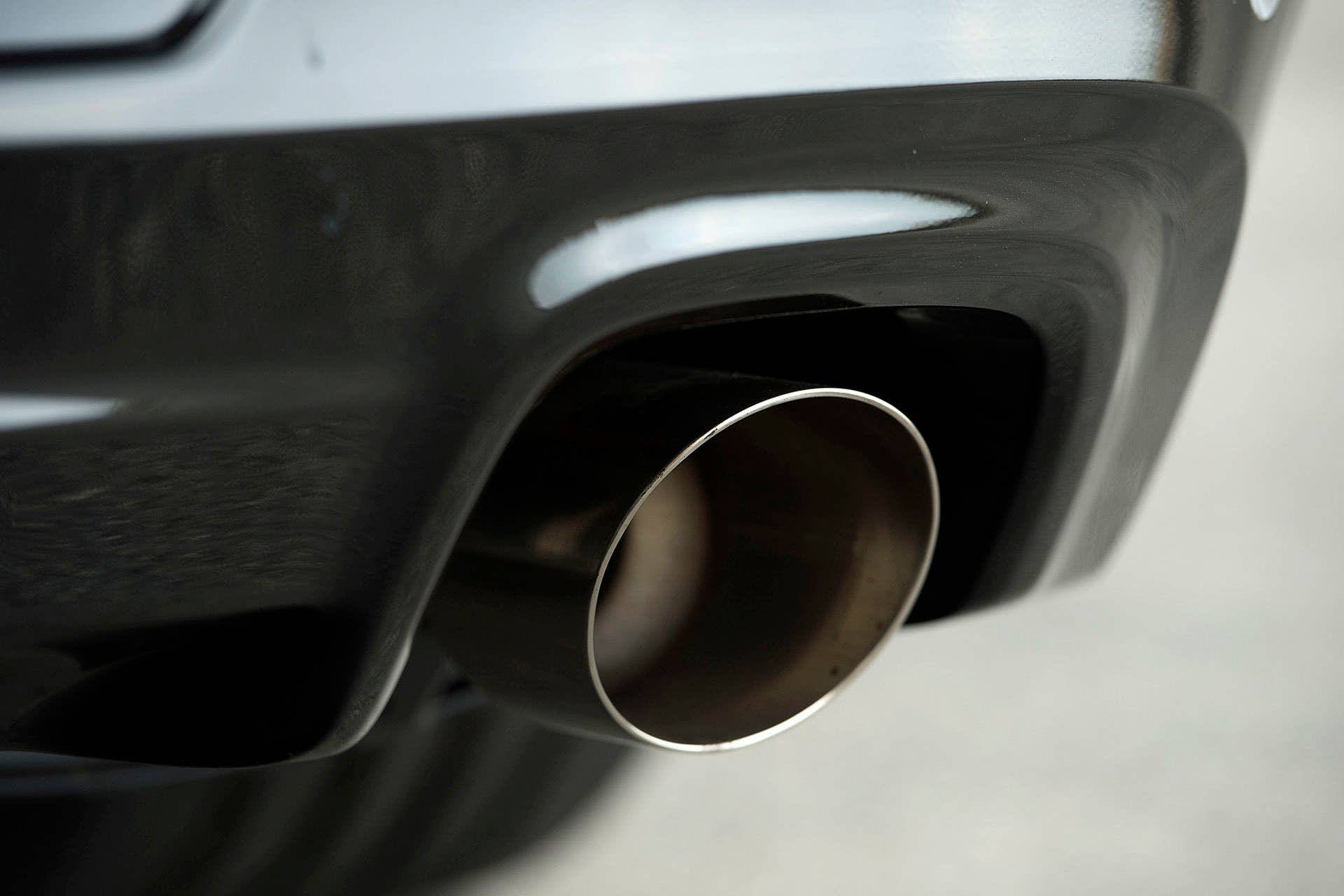 2015 Chevrolet SS exhaust tip