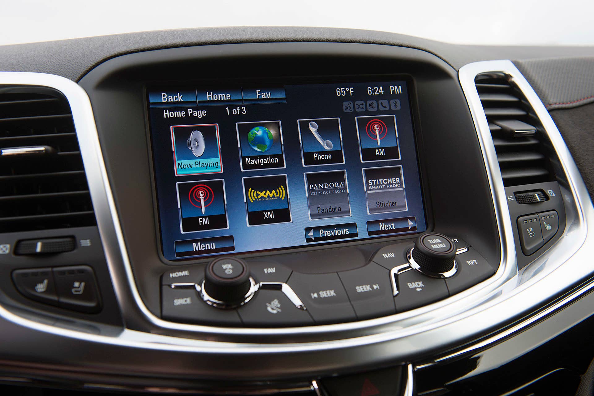 2015 Chevrolet SS infotainment system