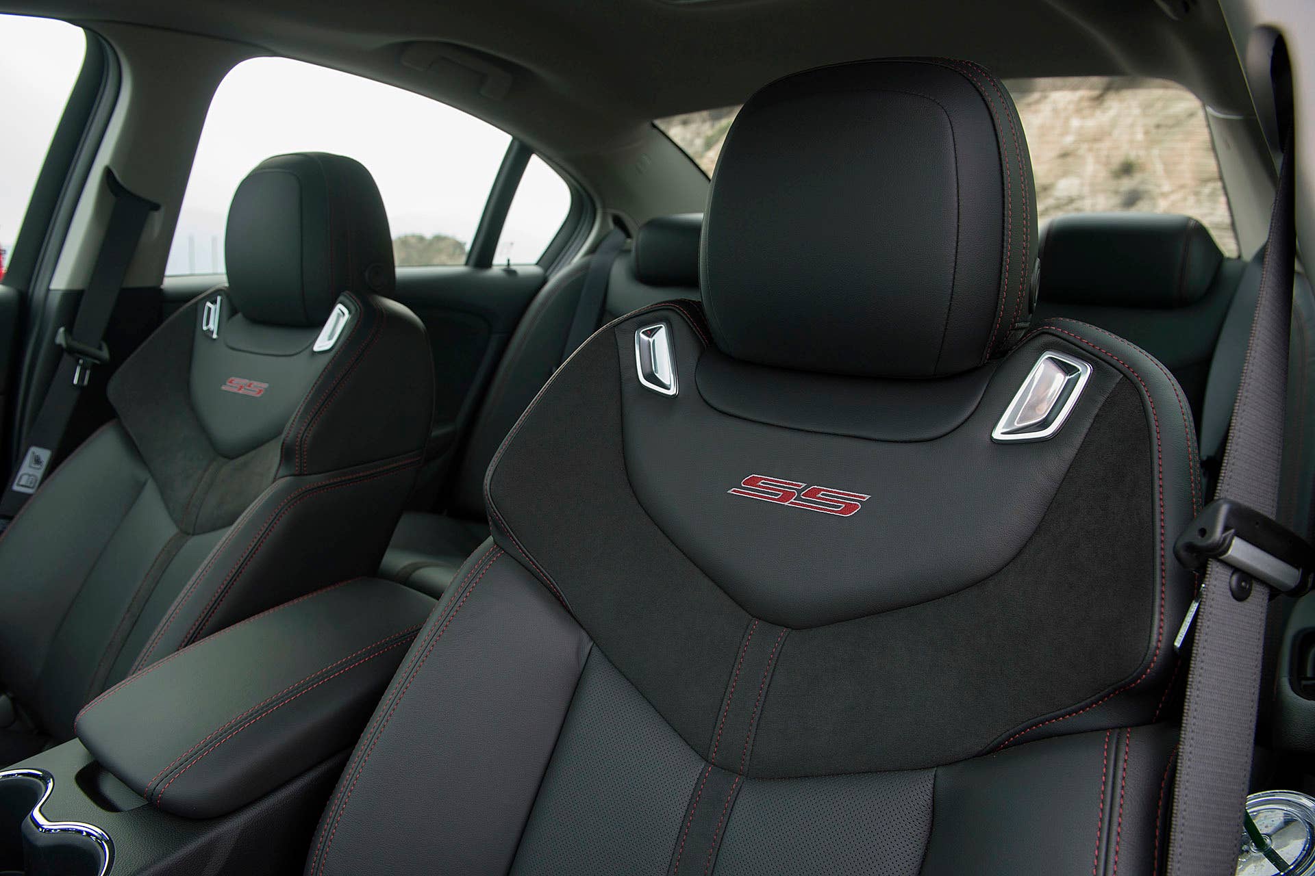 2015 Chevrolet SS front seats