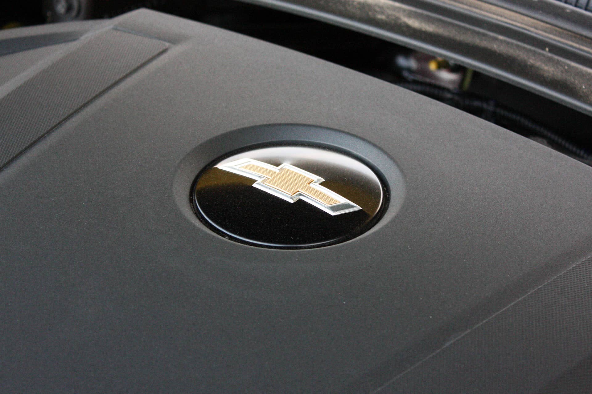 2016 Chevrolet Camaro engine detail