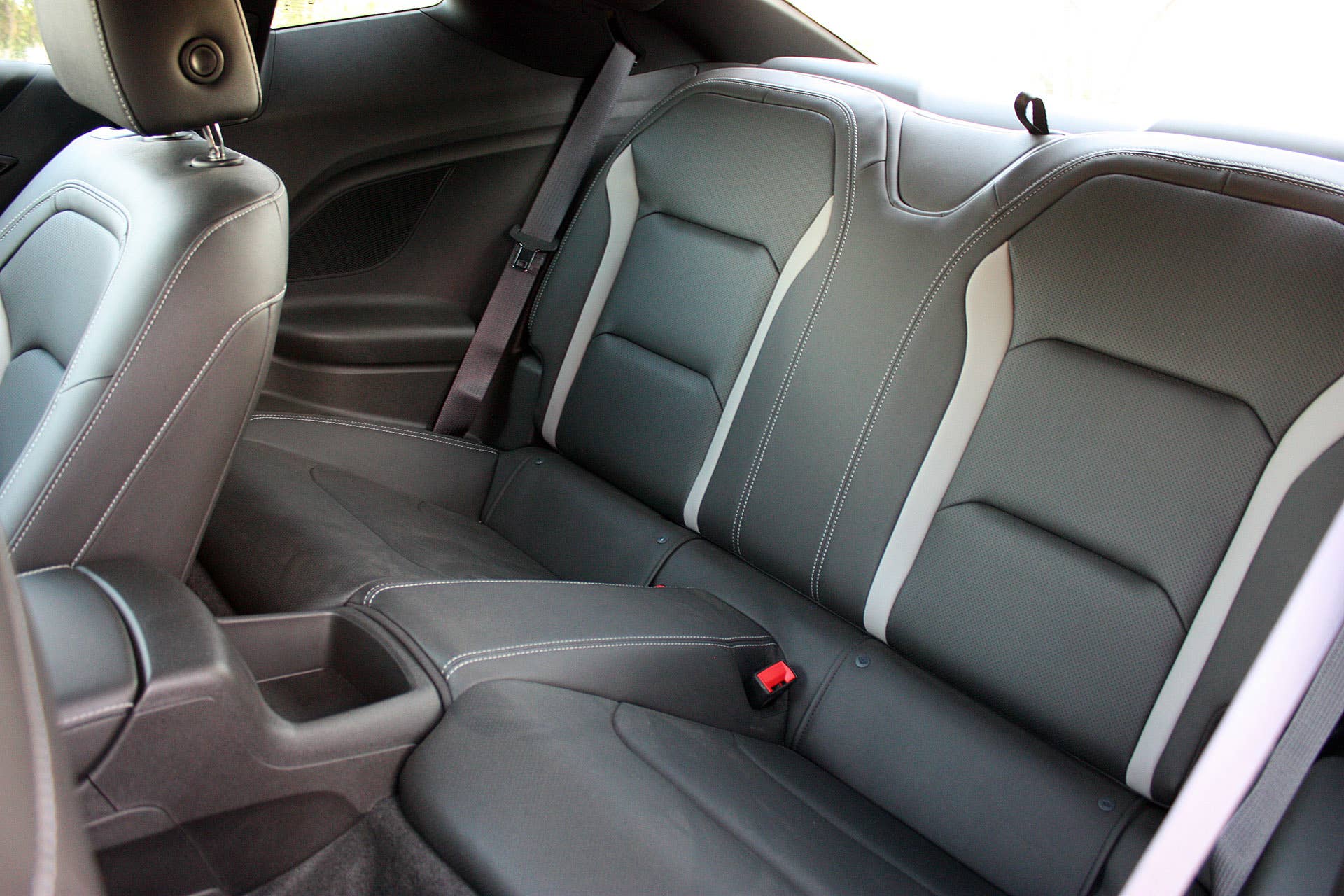 2016 Chevrolet Camaro rear seats