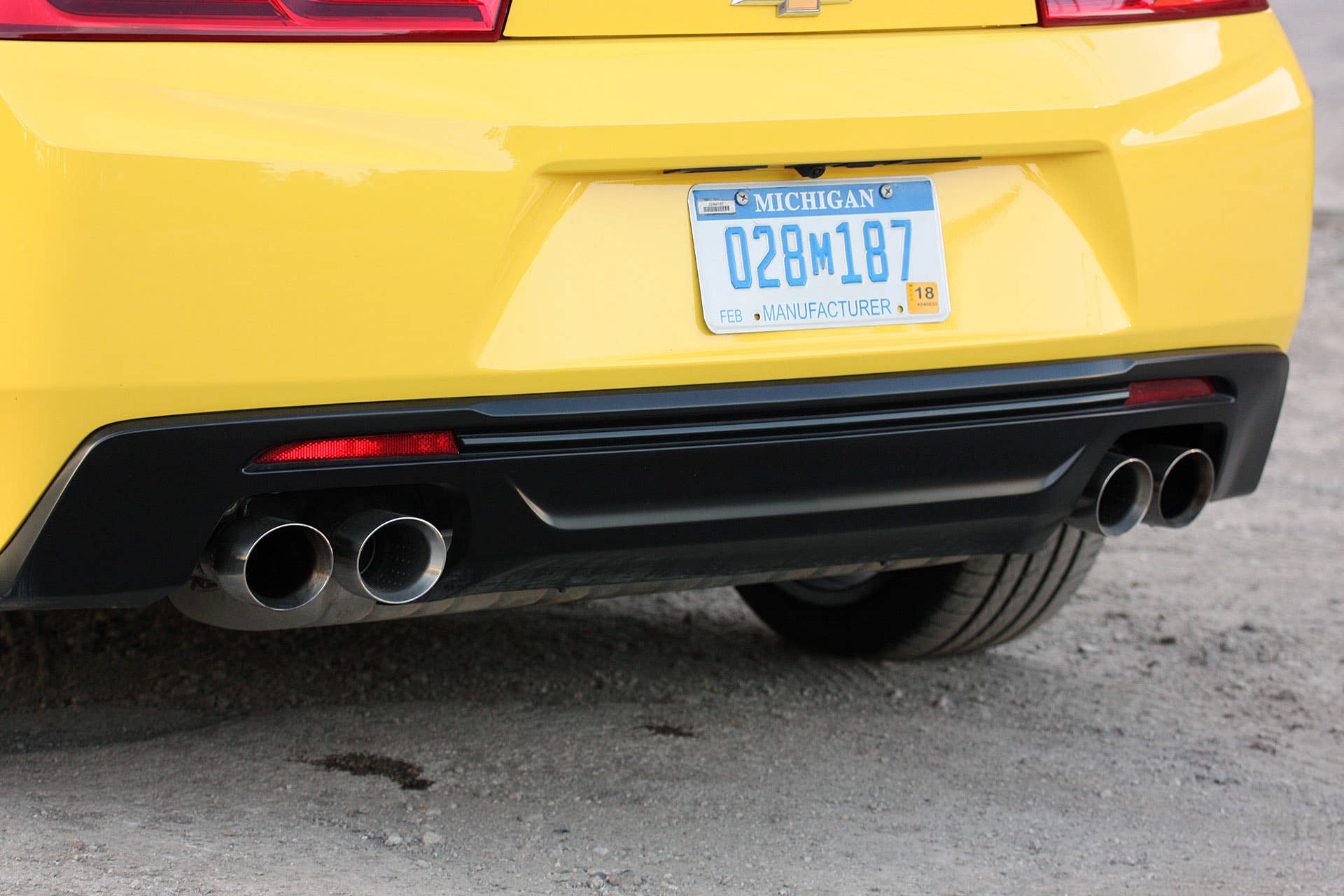 2016 Chevrolet Camaro rear fascia