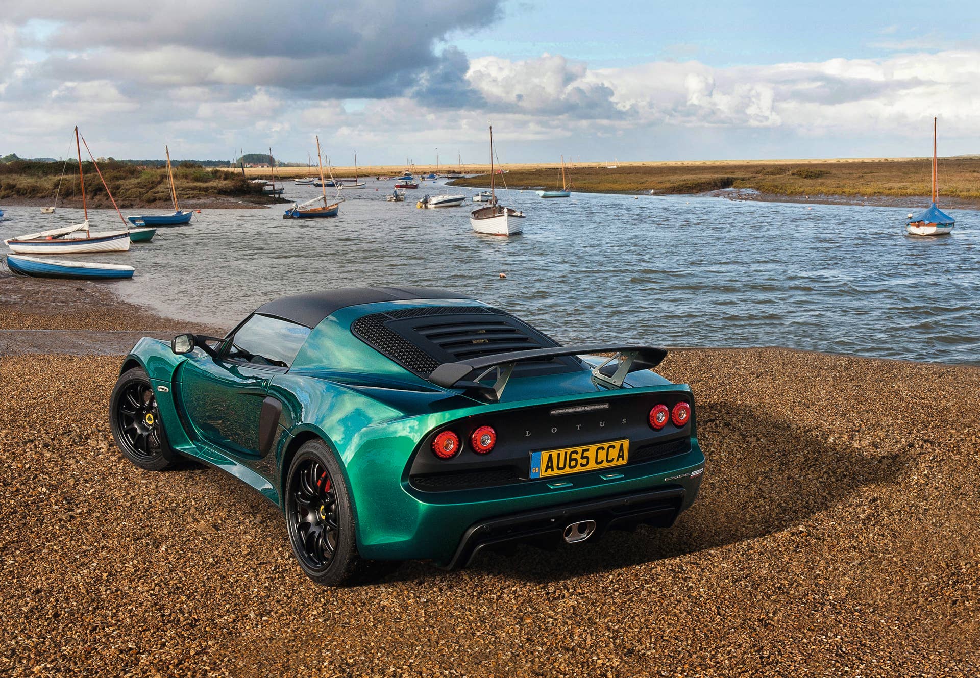 Lotus Exige Sport 350 green rear 3/4 static