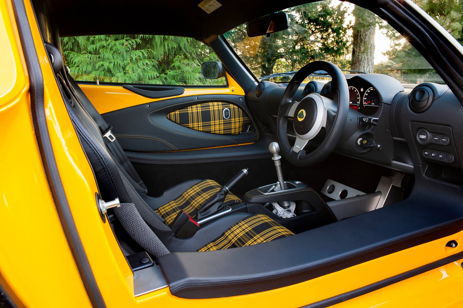 Lotus Exige Sport 350 interior