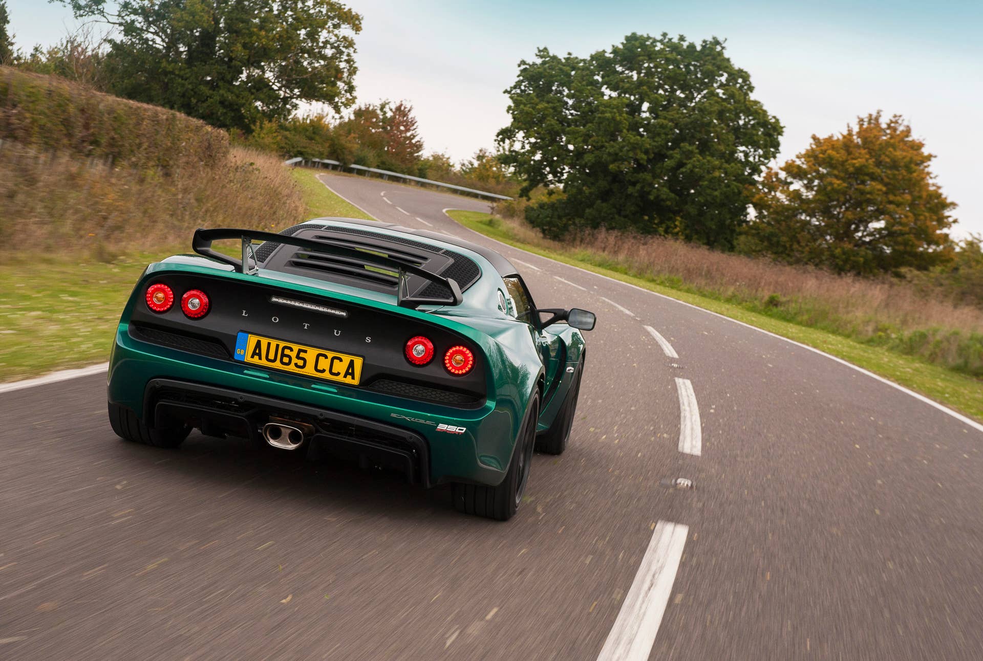 Lotus Exige Sport 350 green rear 3/4 motion
