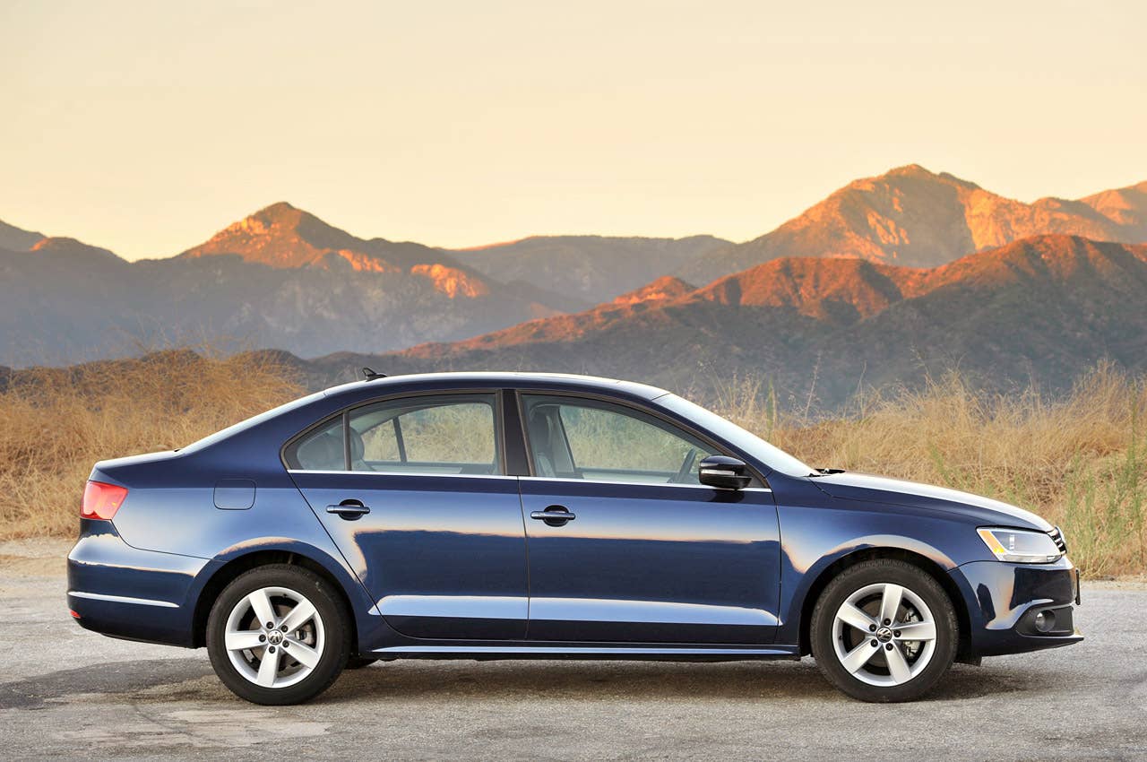 2011 Volkswagen Jetta TDI side view
