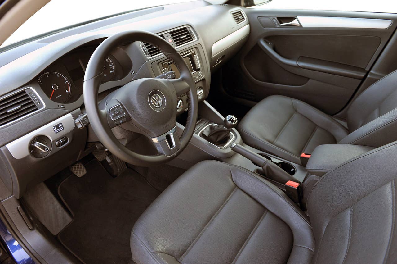 2011 Volkswagen Jetta TDI interior