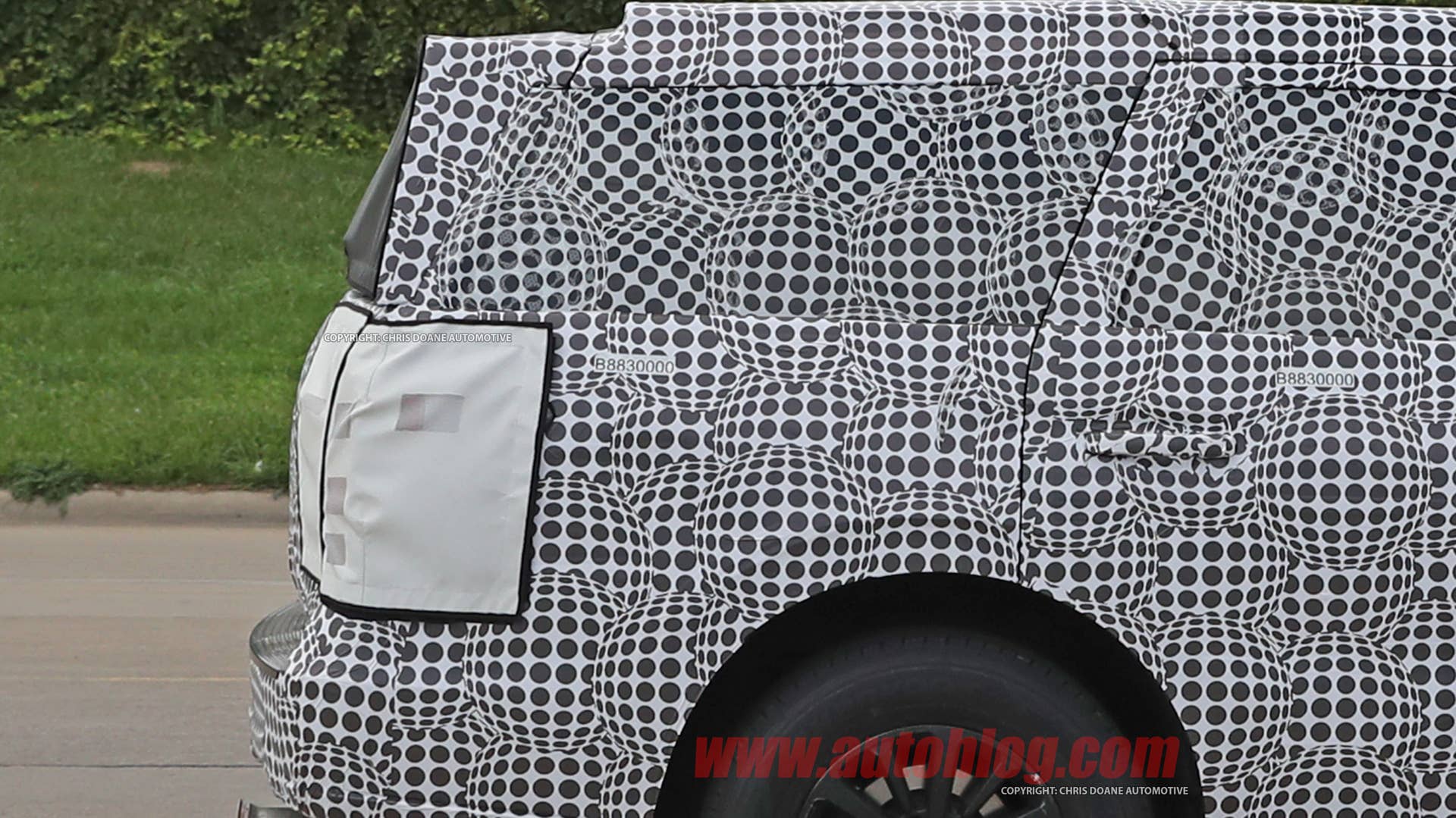 2018 ford expedition spy shots rear quarter panel close up exterior