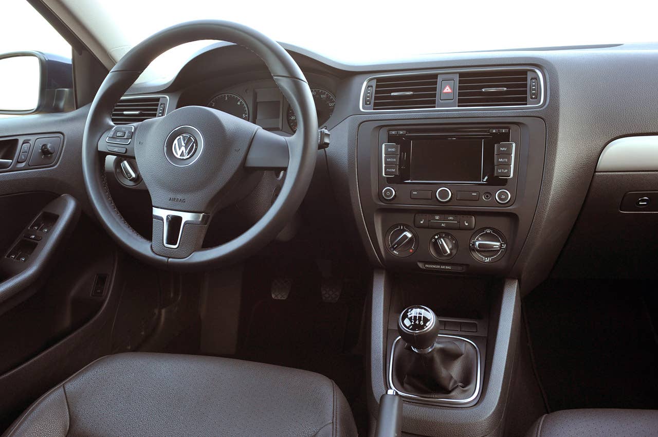 2011 Volkswagen Jetta TDI interior
