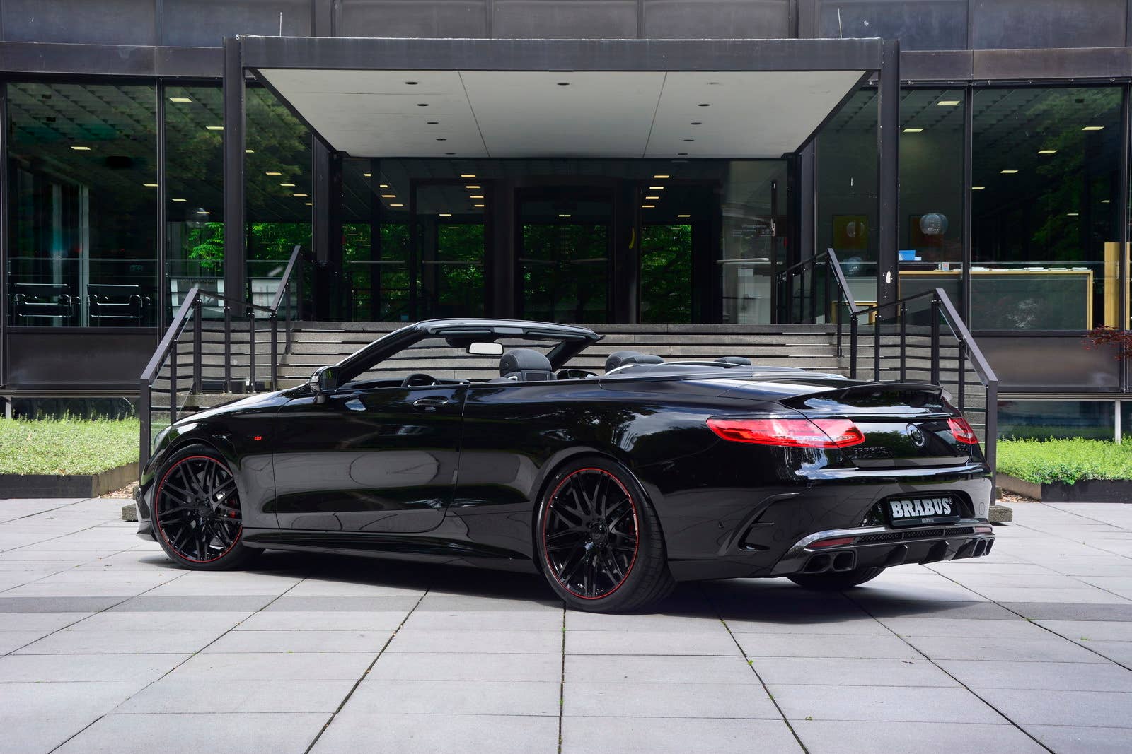 Brabus 850 6.0 Biturbo Cabrio rear 3/4