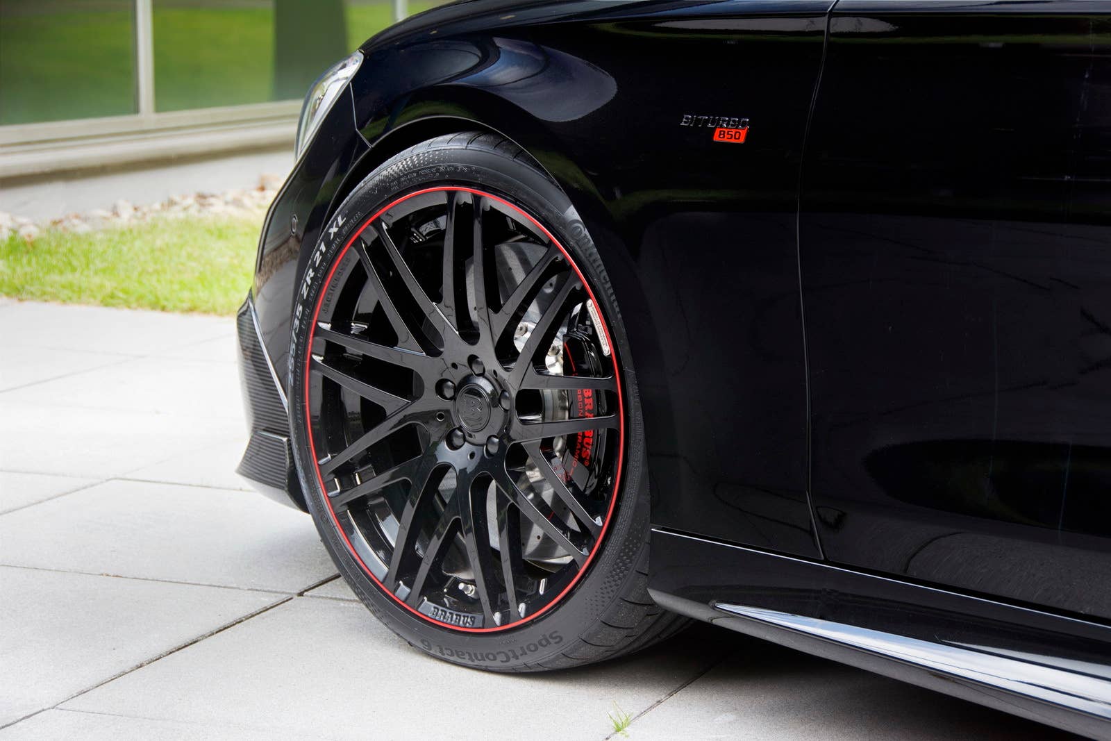 Brabus 850 6.0 Biturbo Cabrio detail wheel