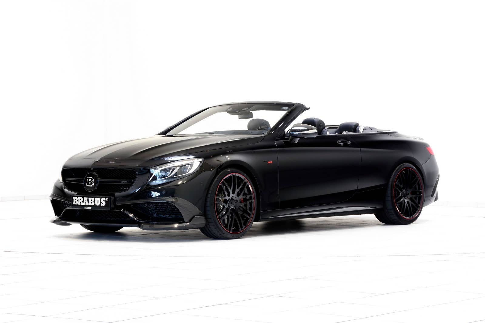 Brabus 850 6.0 Biturbo Cabrio studio front 3/4