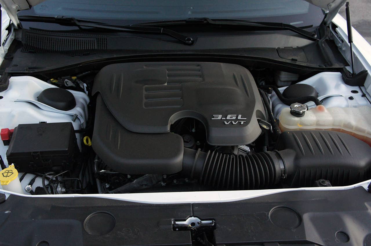 2011 Dodge Charger Rallye V6 engine