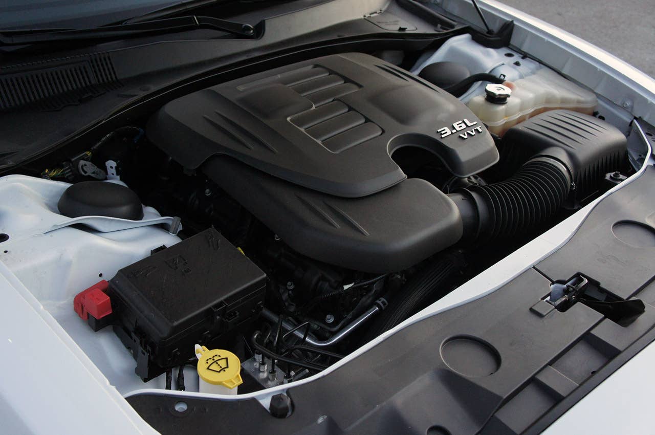 2011 Dodge Charger Rallye V6 engine