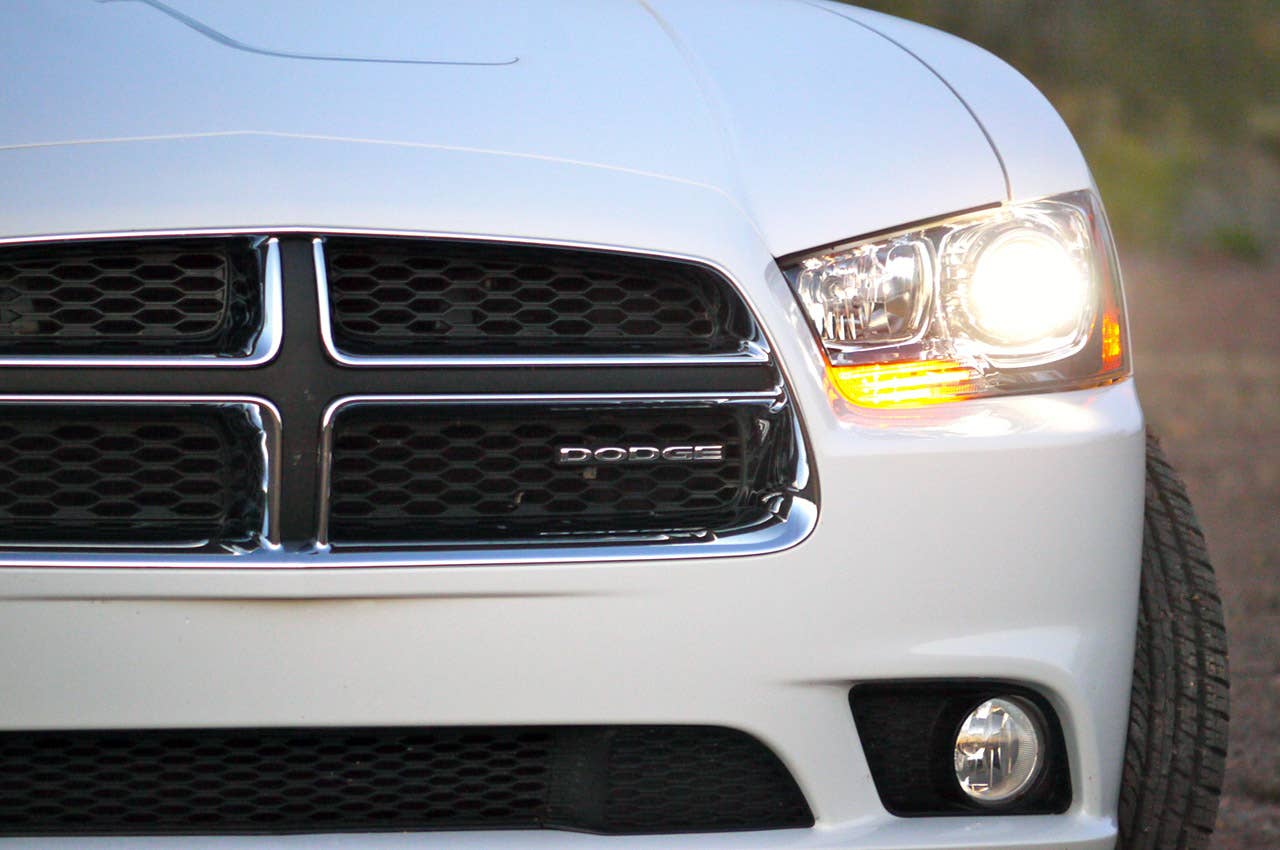 2011 Dodge Charger Rallye V6 grille