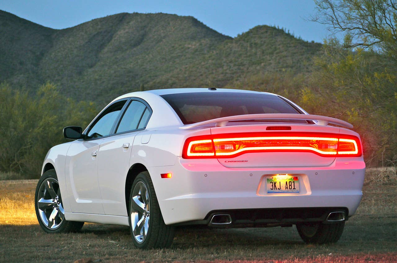 2011 Dodge Charger Rallye V6 rear 3/4 view