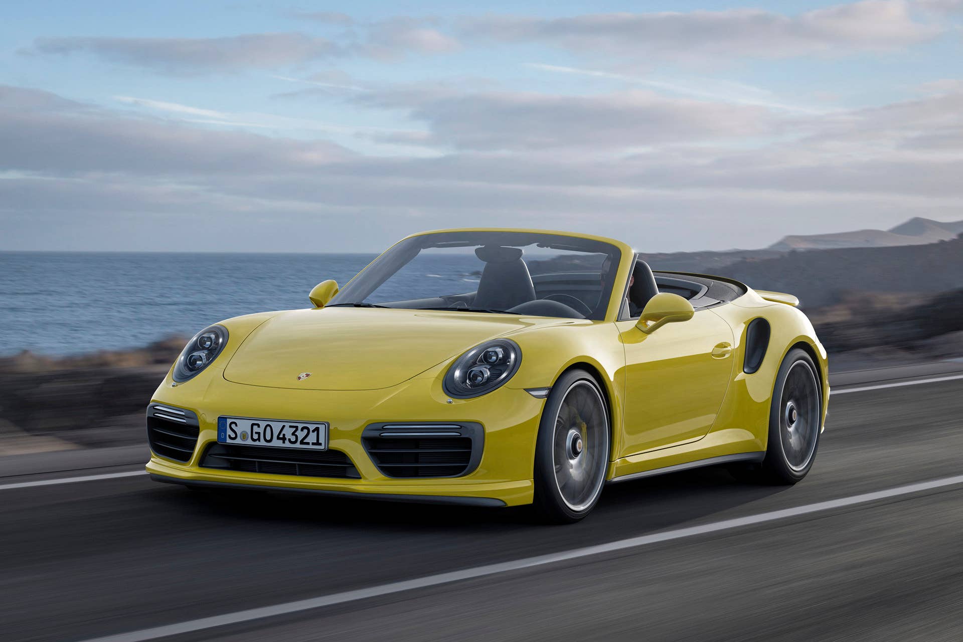 911 cabriolet porsche turbo s action