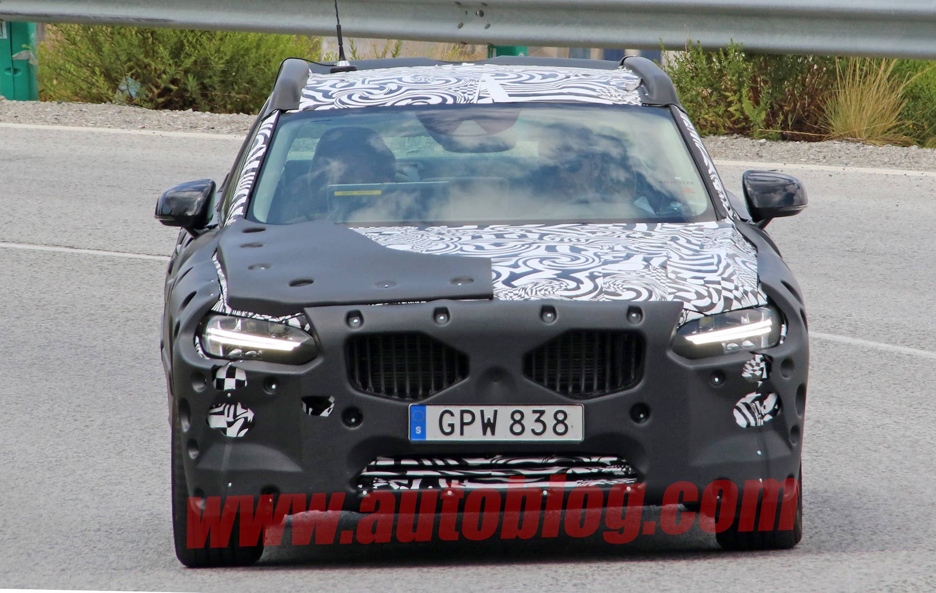 camo front disguise volvo s90 diesel