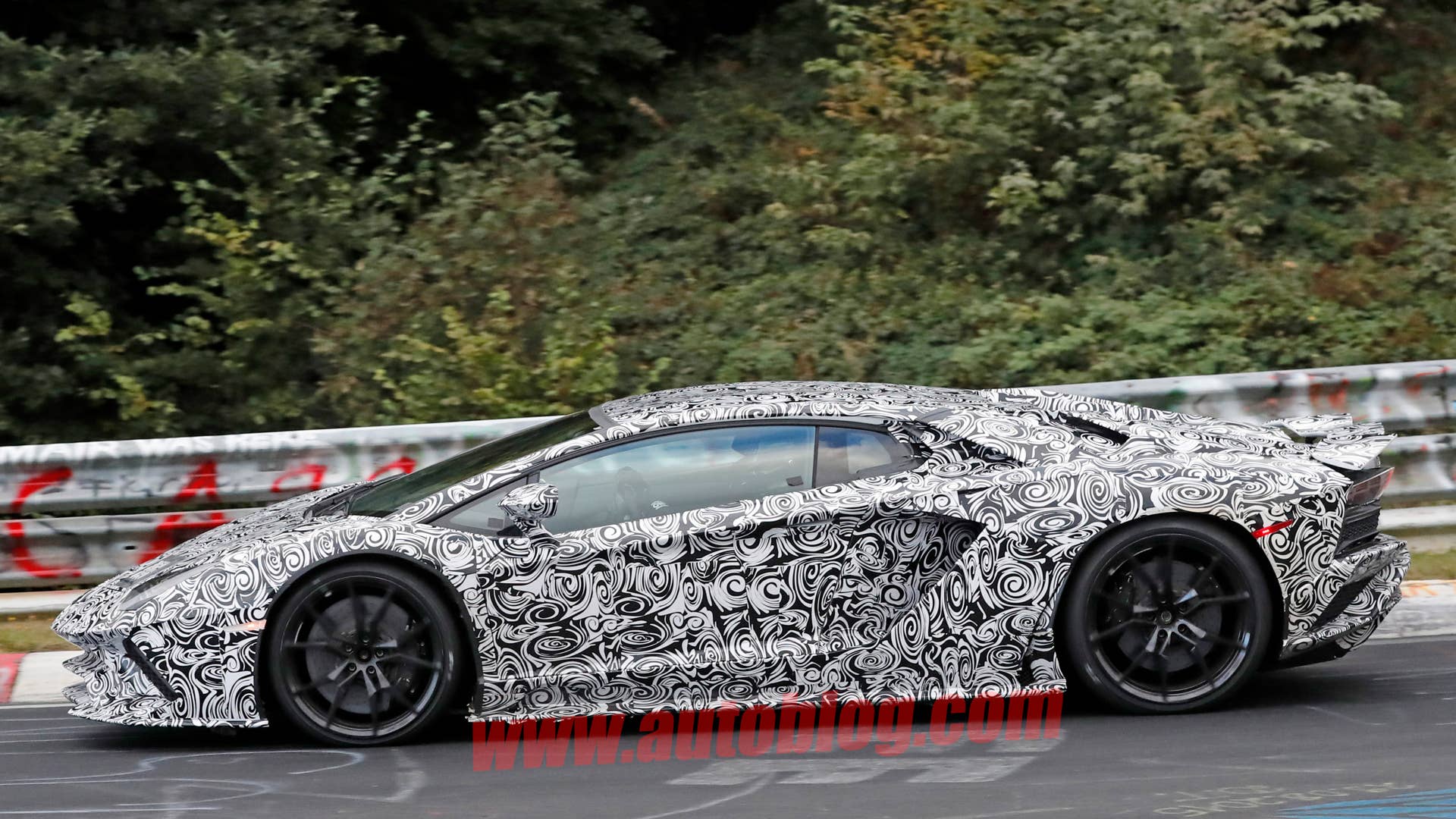 Lamborghini Aventador Spy Shots Side Exterior