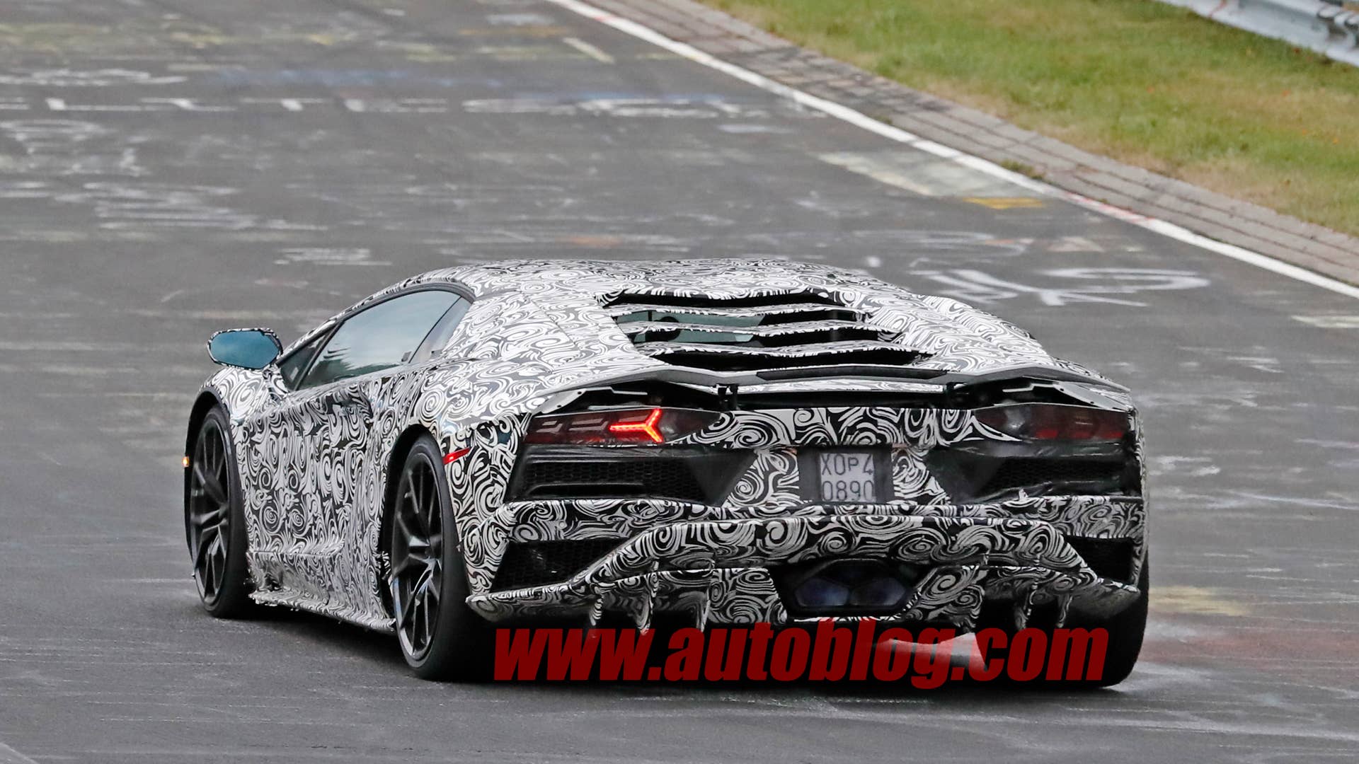 Lamborghini Aventador Spy Shots Rear End Exterior