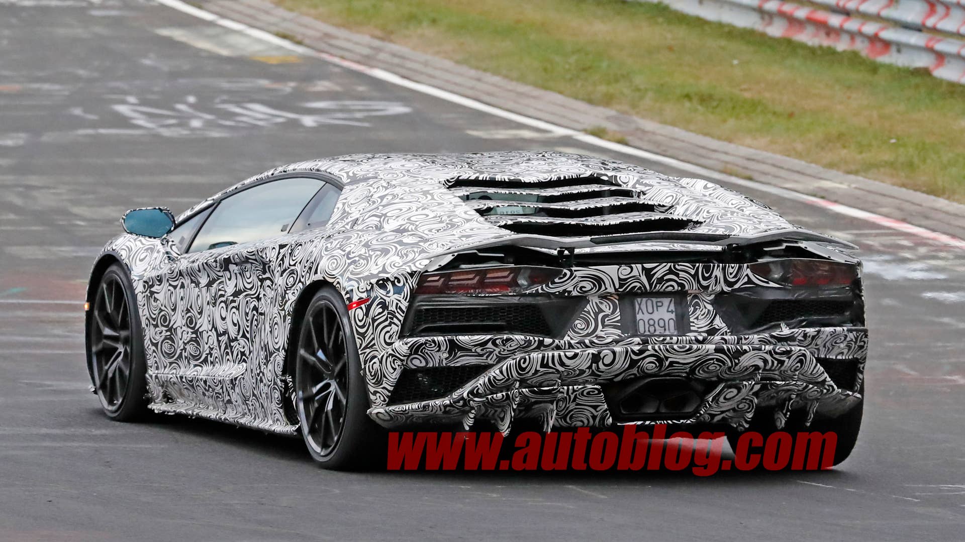 Lamborghini Aventador Spy Shots Rear End Exterior