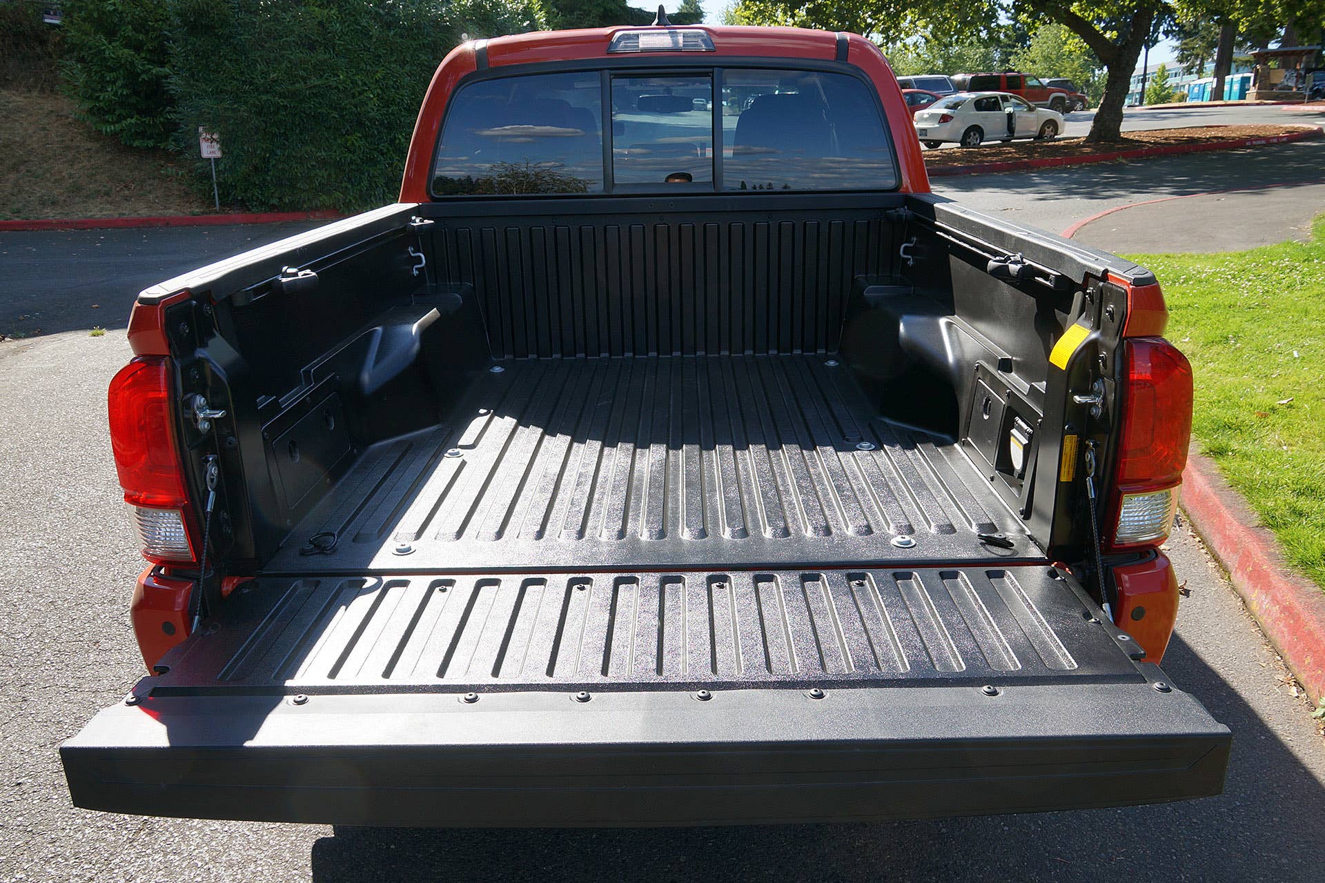 2016 Toyota Tacoma TRD Sport 4x4 bed