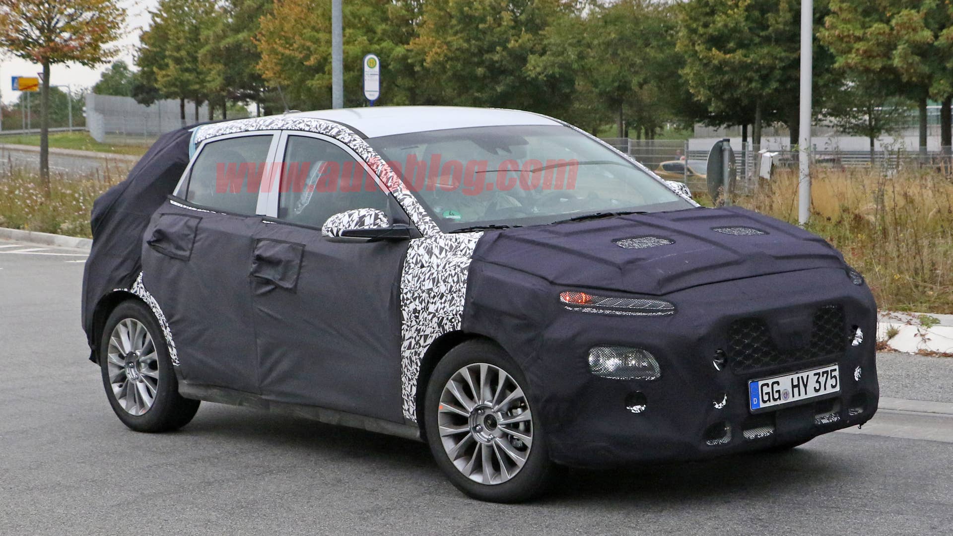 Hyundai SUV Spy Shots Three Quarter Front Exterior