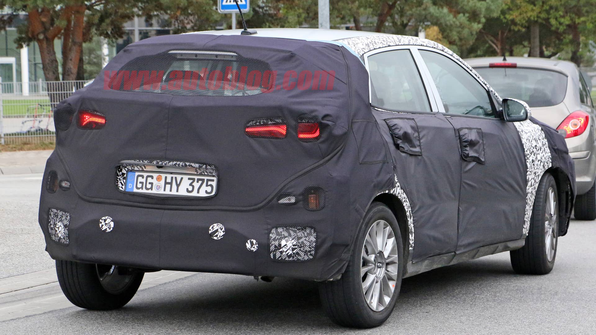 Hyundai SUV Spy Shots Rear Exterior