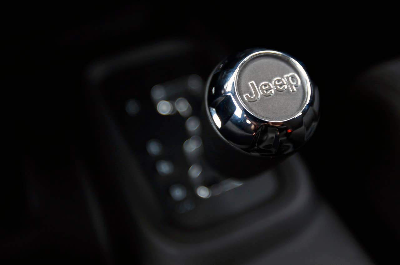2012 Jeep Wrangler Sport shifter