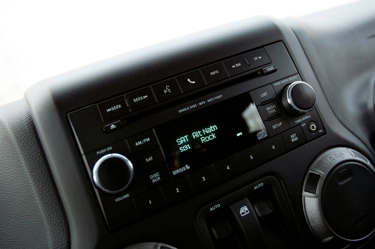 2012 Jeep Wrangler Sport audio system