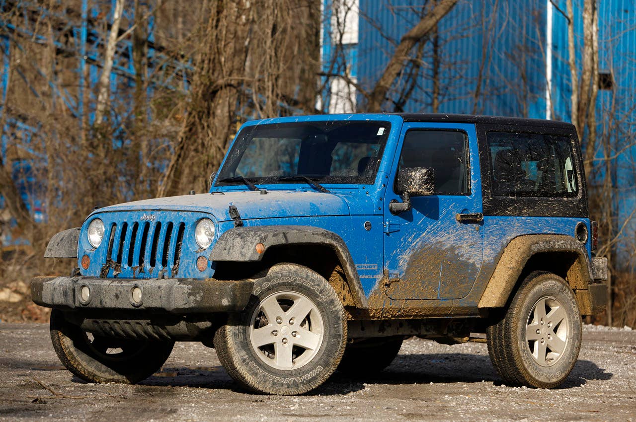 2012 Jeep Wrangler Sport front 3/4 view