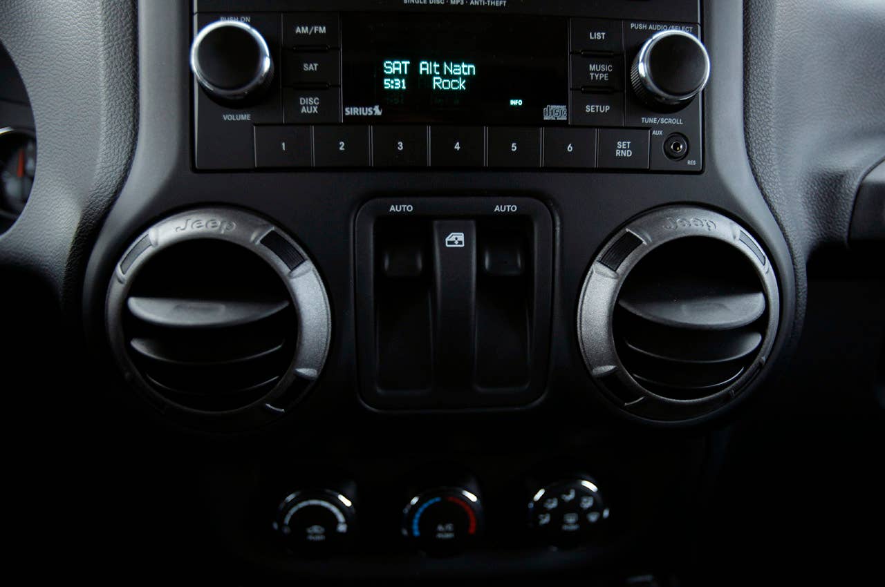 2012 Jeep Wrangler Sport window controls