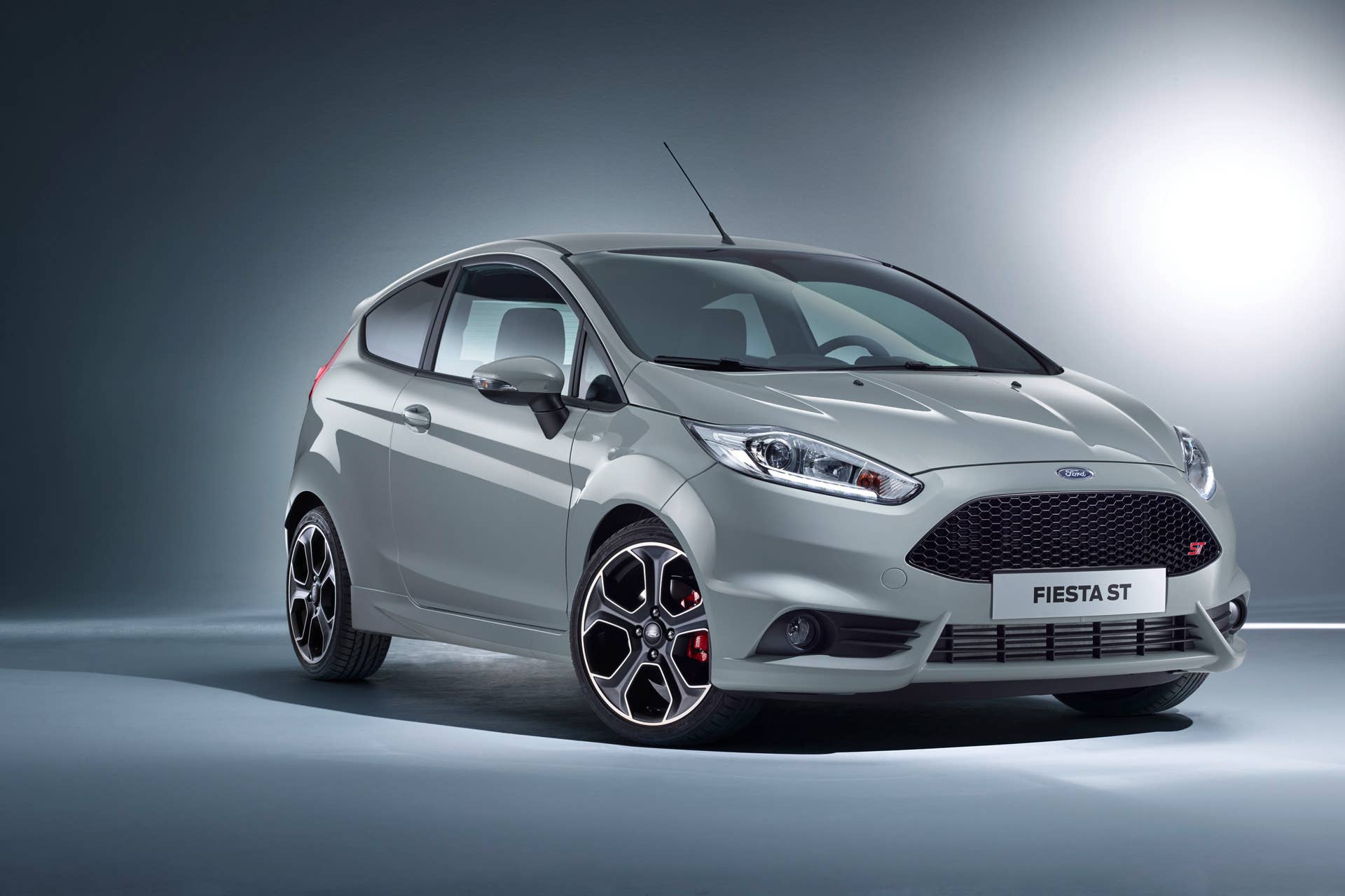 ford fiesta st200