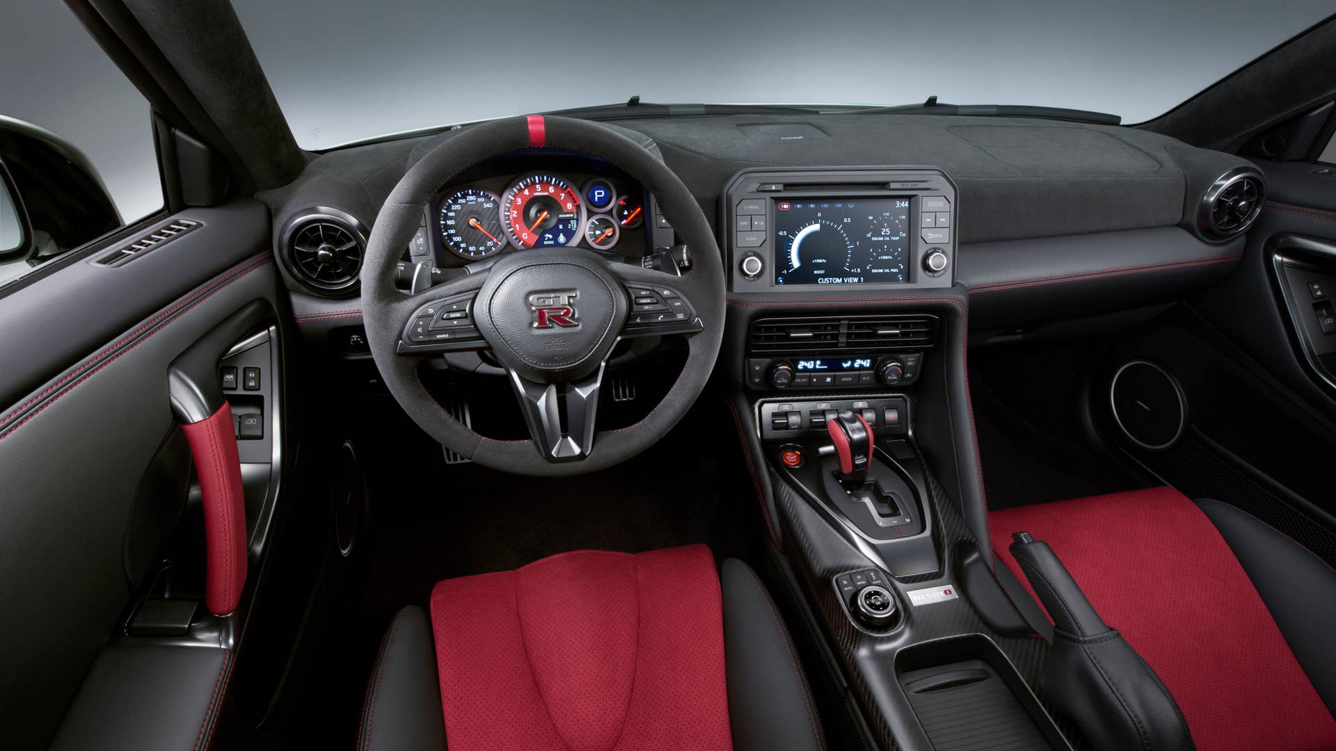 2017 nissan gt-r nismo interior
