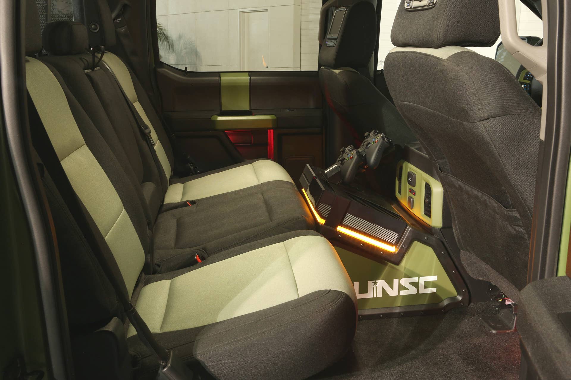 Ford F-150 Halo Sandcat interior xbox