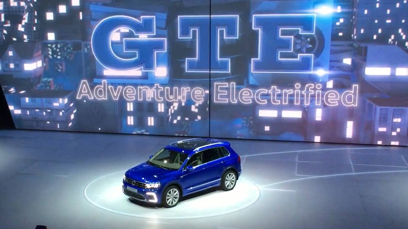 VW Tiguan GTE | Frankfurt Motor Show | Autoblog Short Cuts