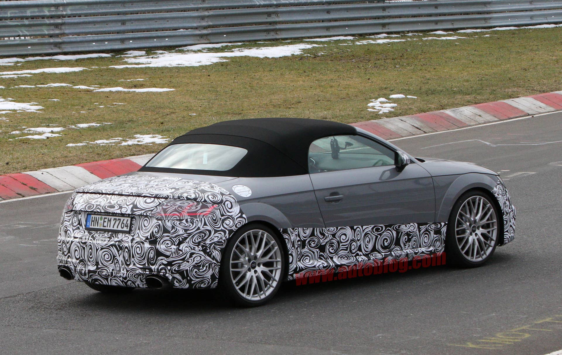 2017 Audi TT RS Roadster spied rear 3/4