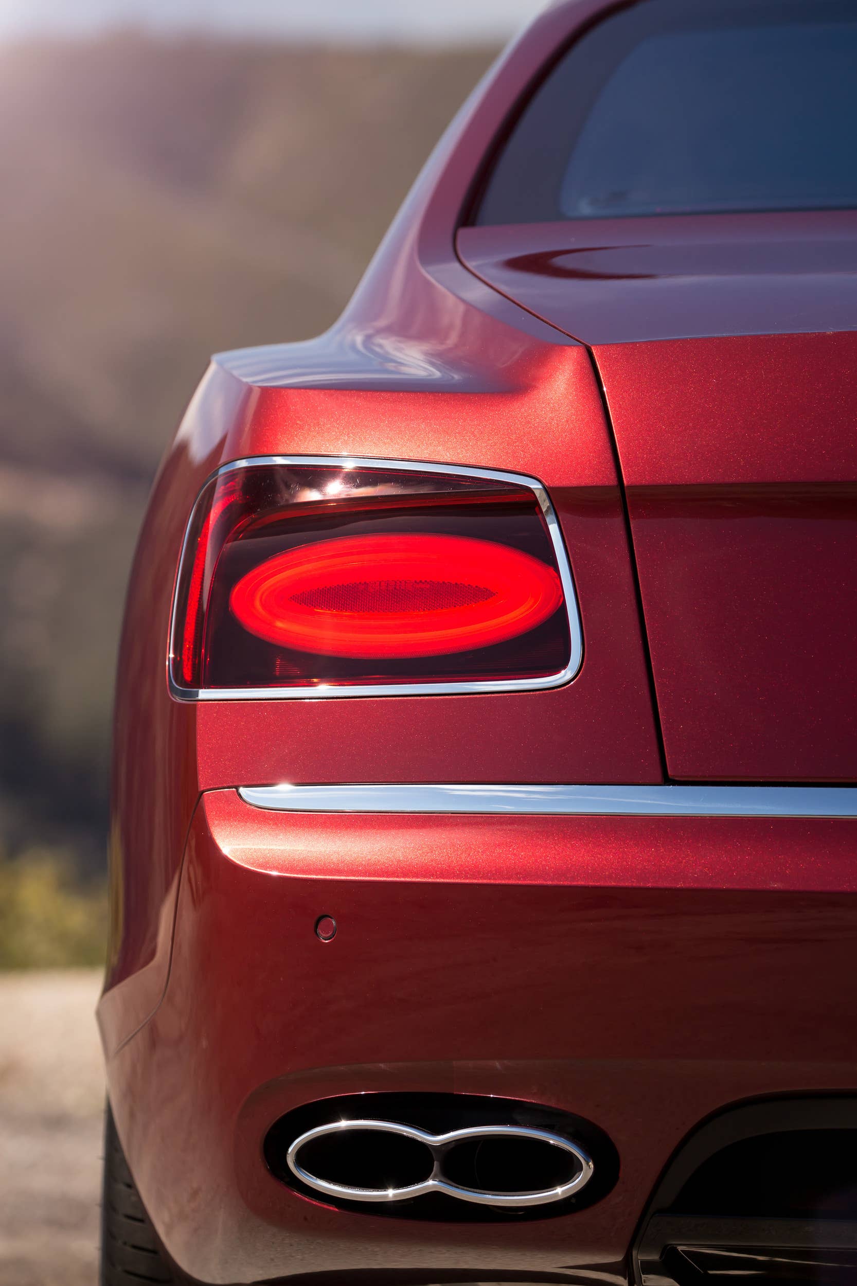 2016 Bentley Flying Spur V8 S taillights