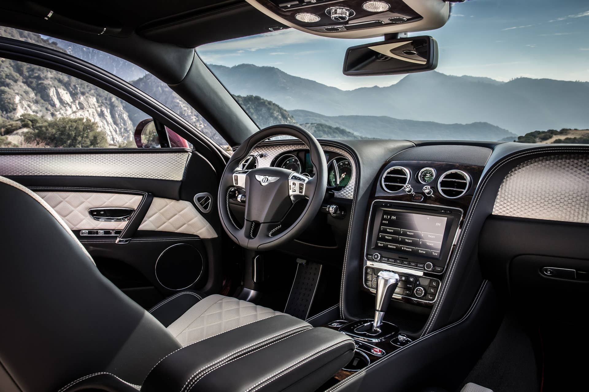2016 Bentley Flying Spur V8 S interior